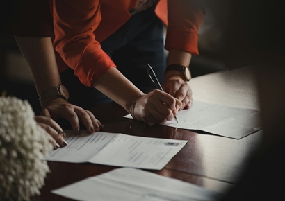 5 Steps in OMS Contract Negotiations: What Residency Won’t Tell You